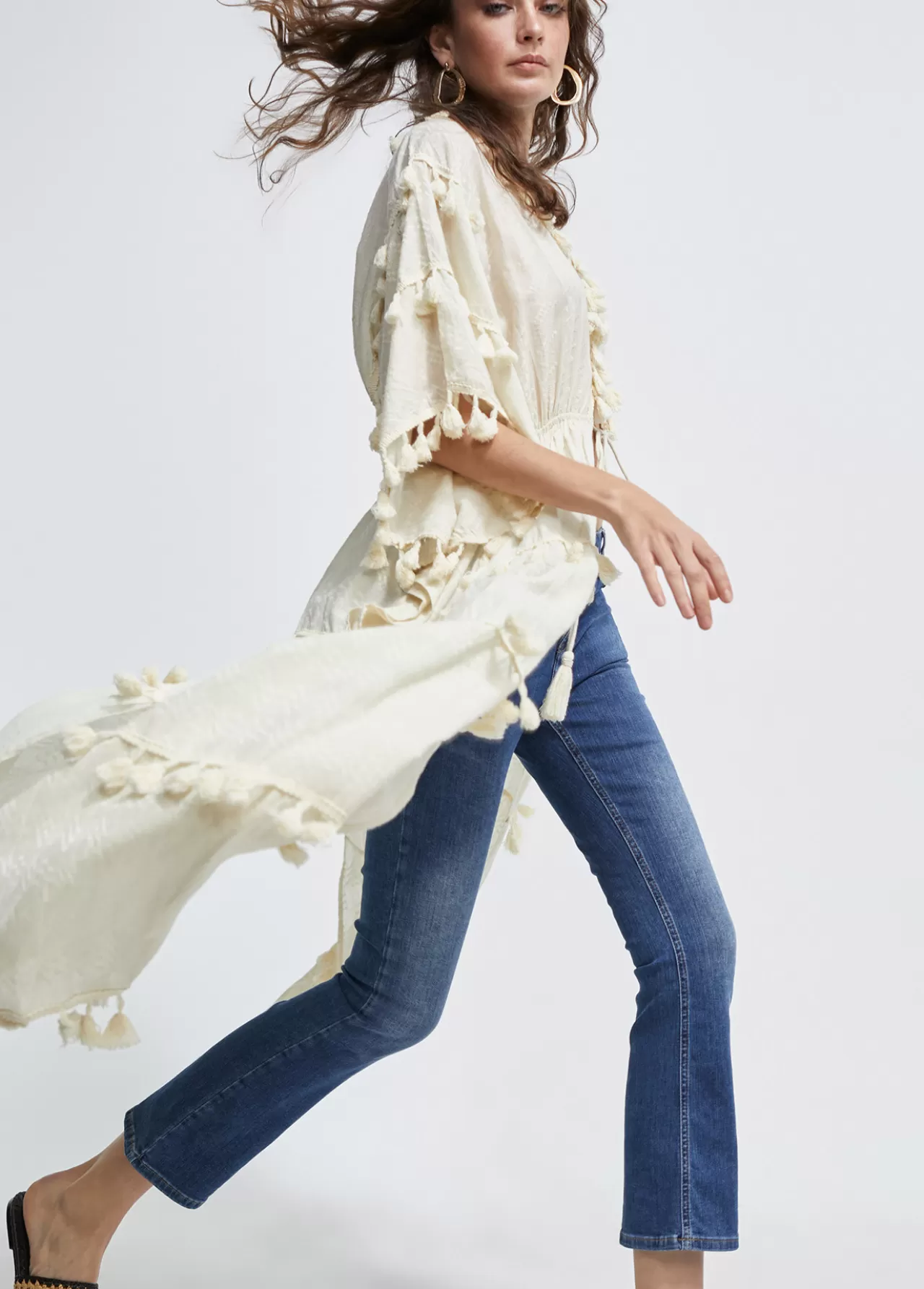 Lola Casademunt Caftan largo con pompones NEGRO Store