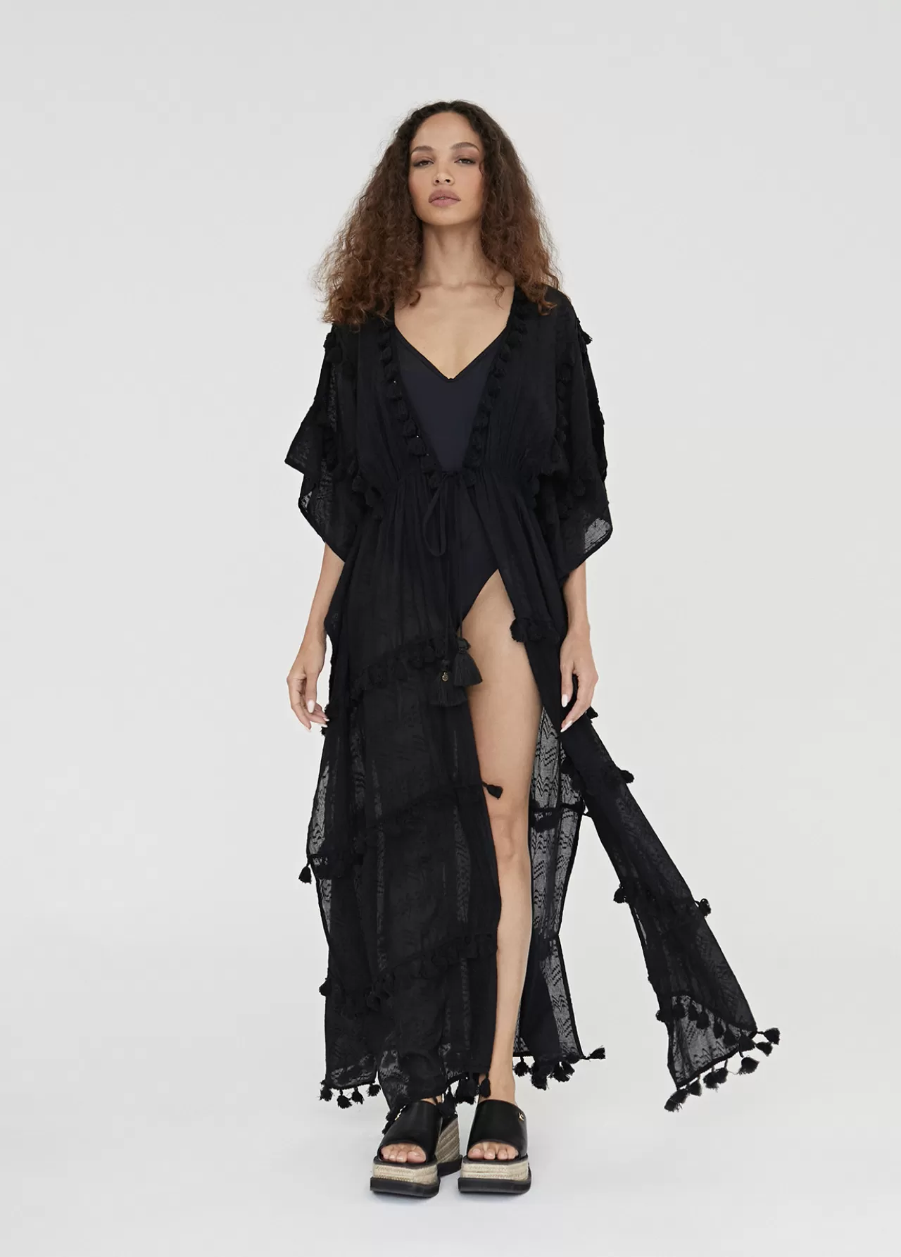 Lola Casademunt Caftan largo con pompones NEGRO Sale