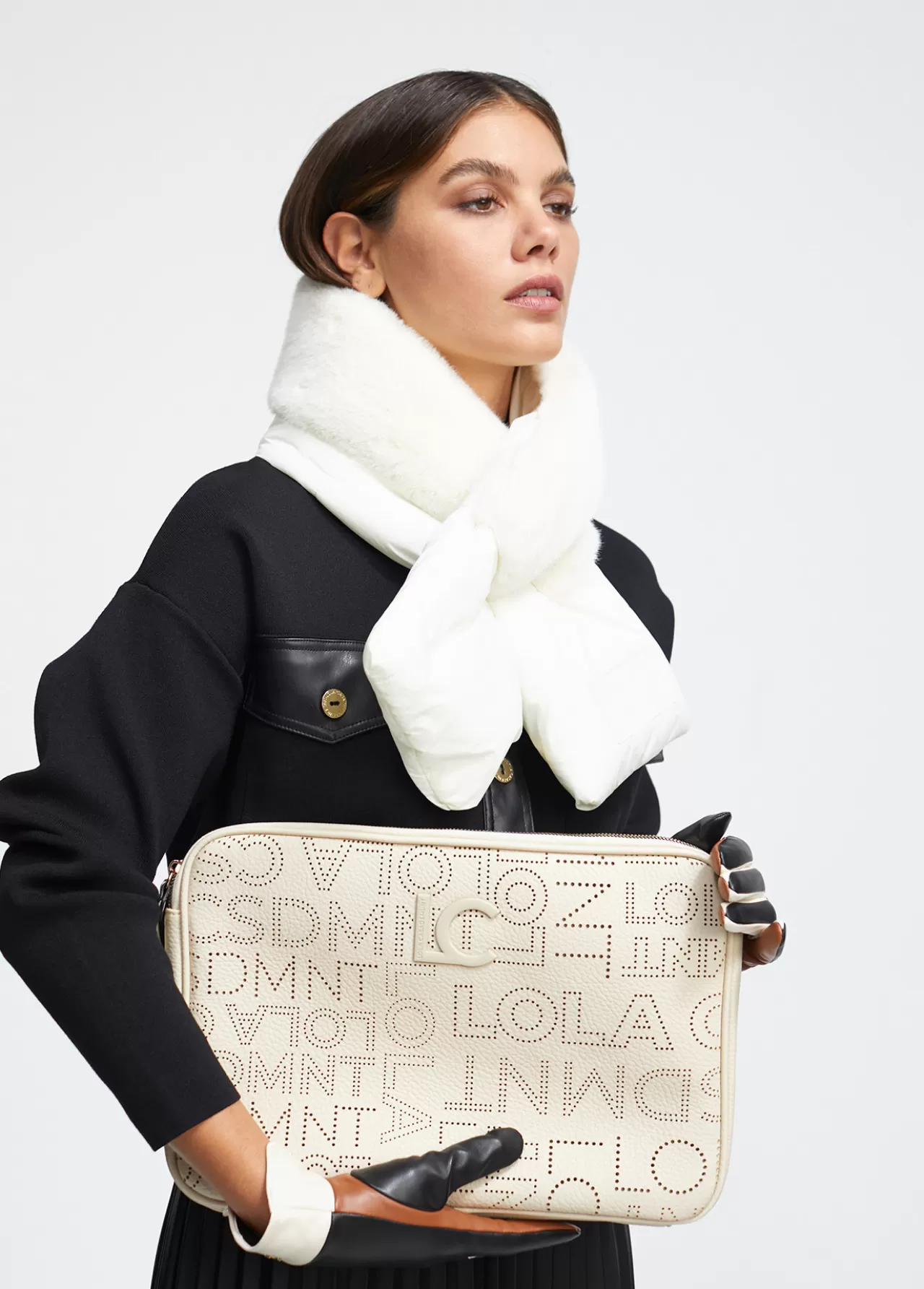 Lola Casademunt Funda de ordenador colores NEGRO Cheap