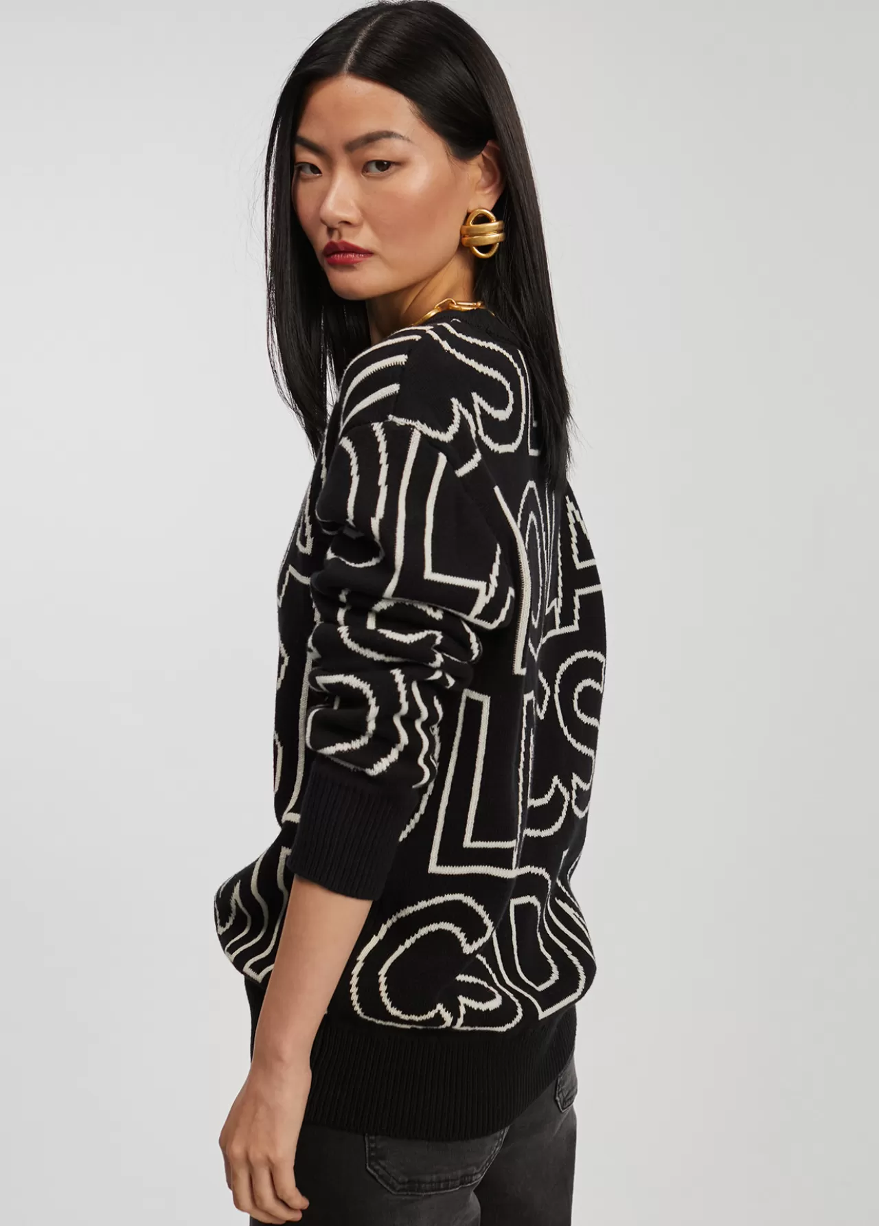 jersey_de_punto_letras_47578-1.webp Lola Casademunt Jersey de punto letras NEGRO-BLANCO Cheap
