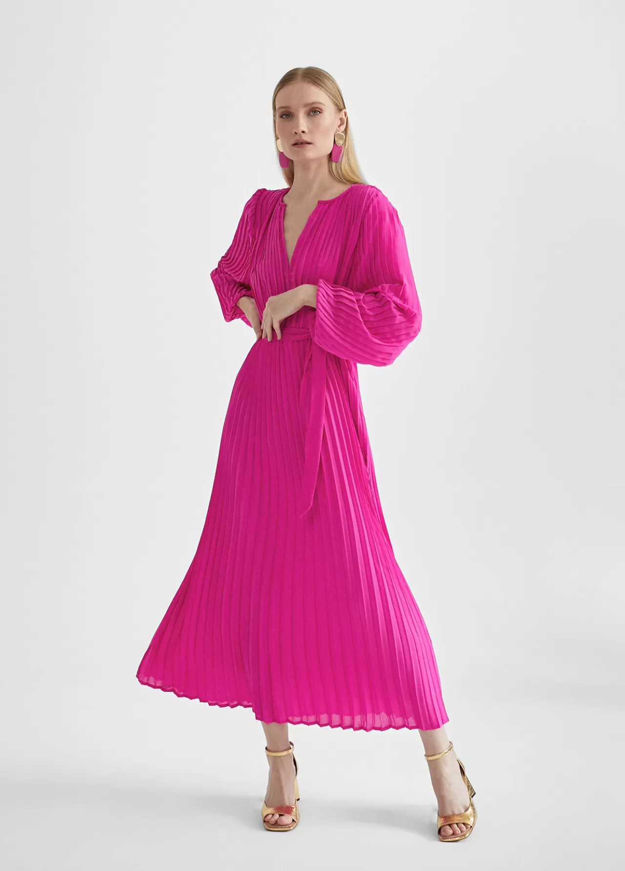 Lola Casademunt Vestido plisado con manga FUCSIA Outlet